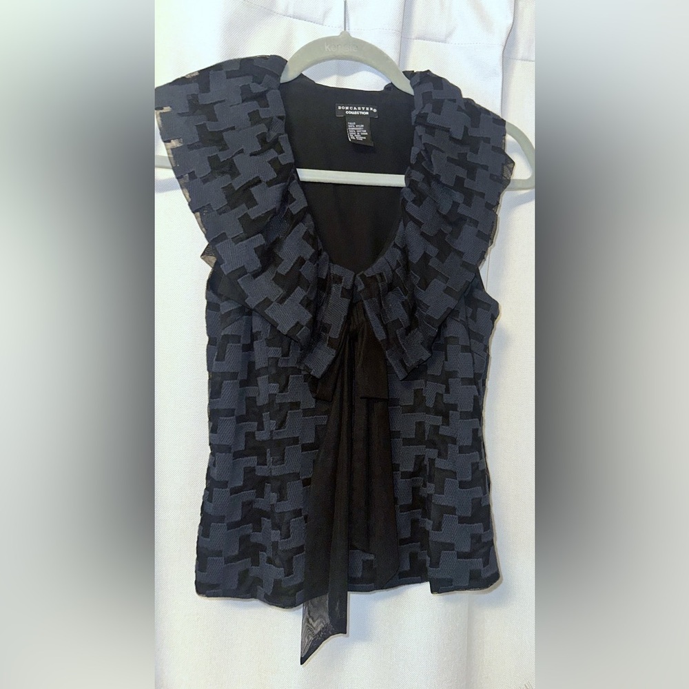 DONCASTER SLEEVELESS NAVY BLUE BLOUSE SZ 2